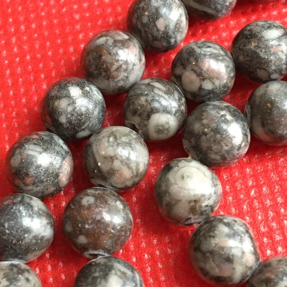 Fossil Agate 8mm - Picture 2 of 4